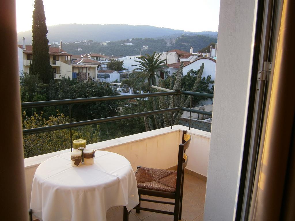 Hotel Pansion Chrisa à Skiathos Chora Chambre photo
