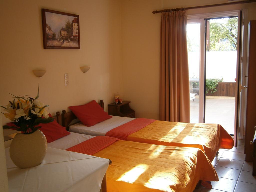 Hotel Pansion Chrisa à Skiathos Chora Chambre photo